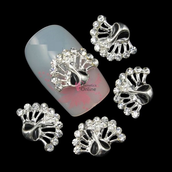 Decoratiuni 3D Metalice 199 Paun Argintiu cu stras